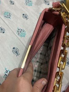 Chic Pink Shoulder Bag with Gold Chain