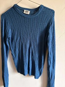 Chic Blue Knit Sweater