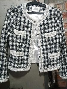 Chic Tweed Blazer