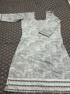 Stylish Grey Kurta with Unique Embroidery
