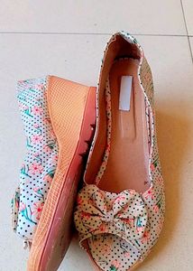 Bellies Wedge Heels