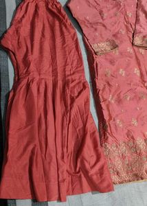 Elegant Kurta Set with Beautiful Detailing