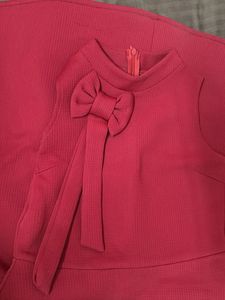 Elegant Red Bow Detail Dress