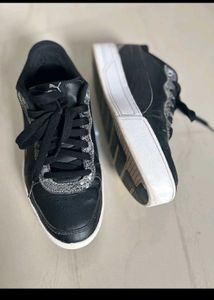 Puma Black Sneakers
