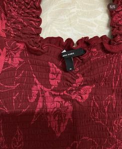Chic Red Floral Smocked Crop Top