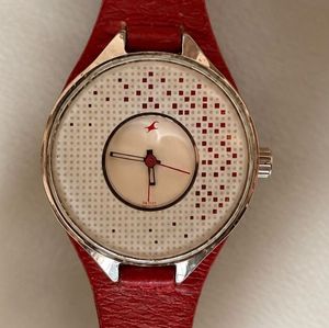 Stylish Red Leather Strap Watch