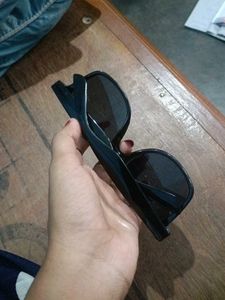 Black Wayfarer Style Sunglasses
