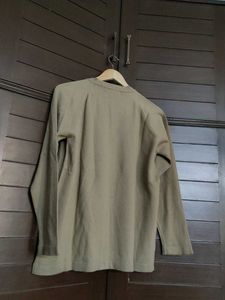 Monte Carlo Women Beige Wool V-neck Cardigan Combo