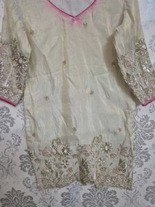 Elegant Embroidered Kurta