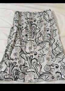 vintage black floral print midi skirt