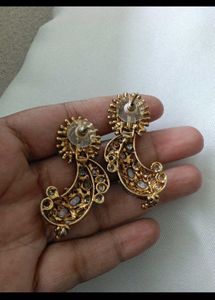 Elegant Vintage Style Earrings