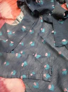 Chic Grey Floral Long Sleeve Top