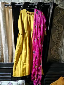 Mustard Kurti with Pink Dupatta