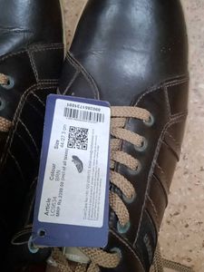 Lee Cooper Leather Casual Shoes fixed price size 4