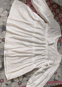 Women's White Tiered Long Sleeve Top 🤍🌹