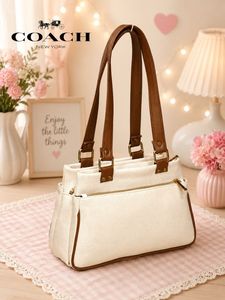🧸 COACH Teddy Keychain Handbag 👜💖