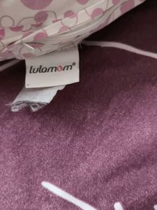 Lulamom Nursing Pillow with 2 Cotton Covers