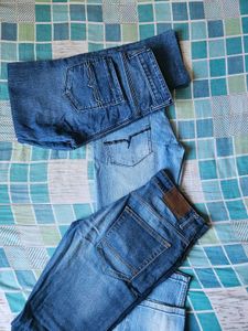 3 Blue denim jeans set