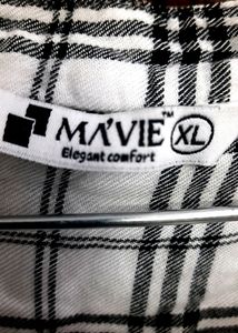 Mavie Branded Top