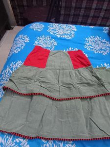 Cute Red &amp; Green Baby Outfit + freebies