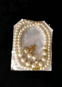 Elegant Pearl Necklace and Earring Set