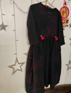 Elegant Black &amp; Red Printed Kurta Dress