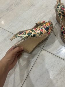 Geometric Print Peep-Toe Wedges