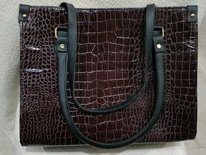 Stealer Deal Handbag