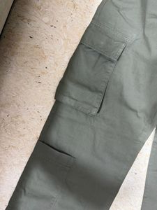 H&amp;M Women Cargo Pants