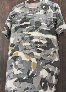 Camouflage Print Crew Neck T-Shirt
