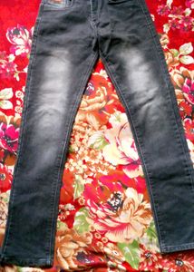 Stylish Charcoal Grey Denim Jeans