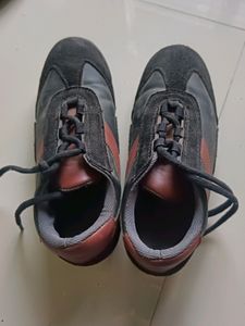 2 Pine Kids Shoes And 1 Pair Of Sandals