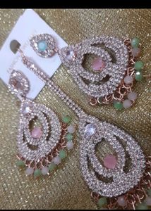 Sparkling CZ & Pearl Maang Tikka Set