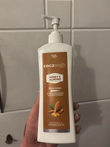CocoWalk Honey & Almond Body Lotion