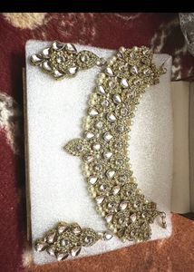 Heavy Exquisite Kundan Necklace and Earring Set