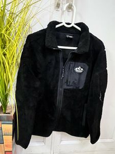 Black Fleece Pullover
