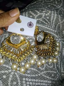 Elegant Gold Pearl Drop Earrings
