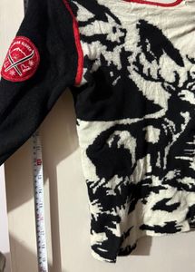 Winter Black fitted sweater