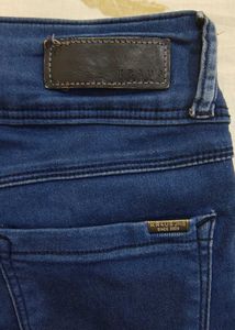 Kraus Jeans Blue Denim Capri Pants