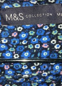 Chic Blue Floral Print Top