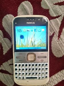 Nokia E5 Mobile Phone