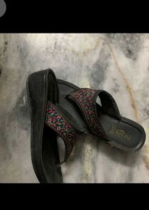 Stylish Women's Flip-Flops