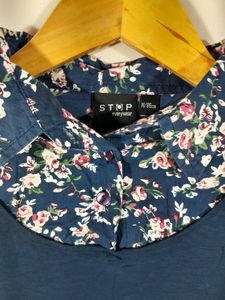 Stop Floral Printed Collared T-Shirt(Women's)