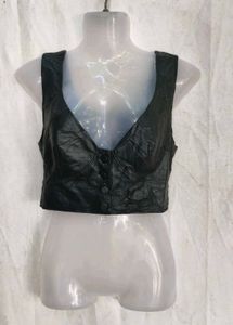 3206. Black Faux Leather Crop Vest