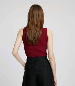 Ribbed Mock Neck Sleeveless Top