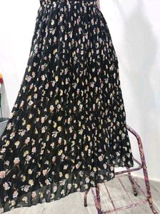Floral Pleated Midi Skirt