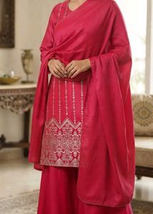 beautiful sharara suit dupatta