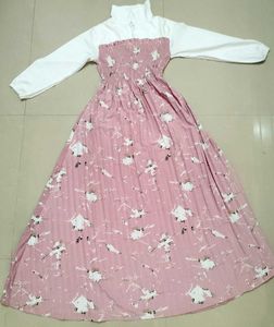 Chic Pleated Floral Maxi Dress