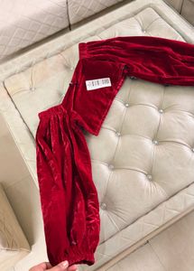 Elegant Red Velvet Off-Shoulder bralette