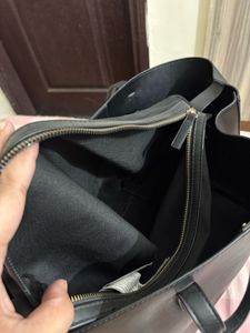 mango Black Tote Bag